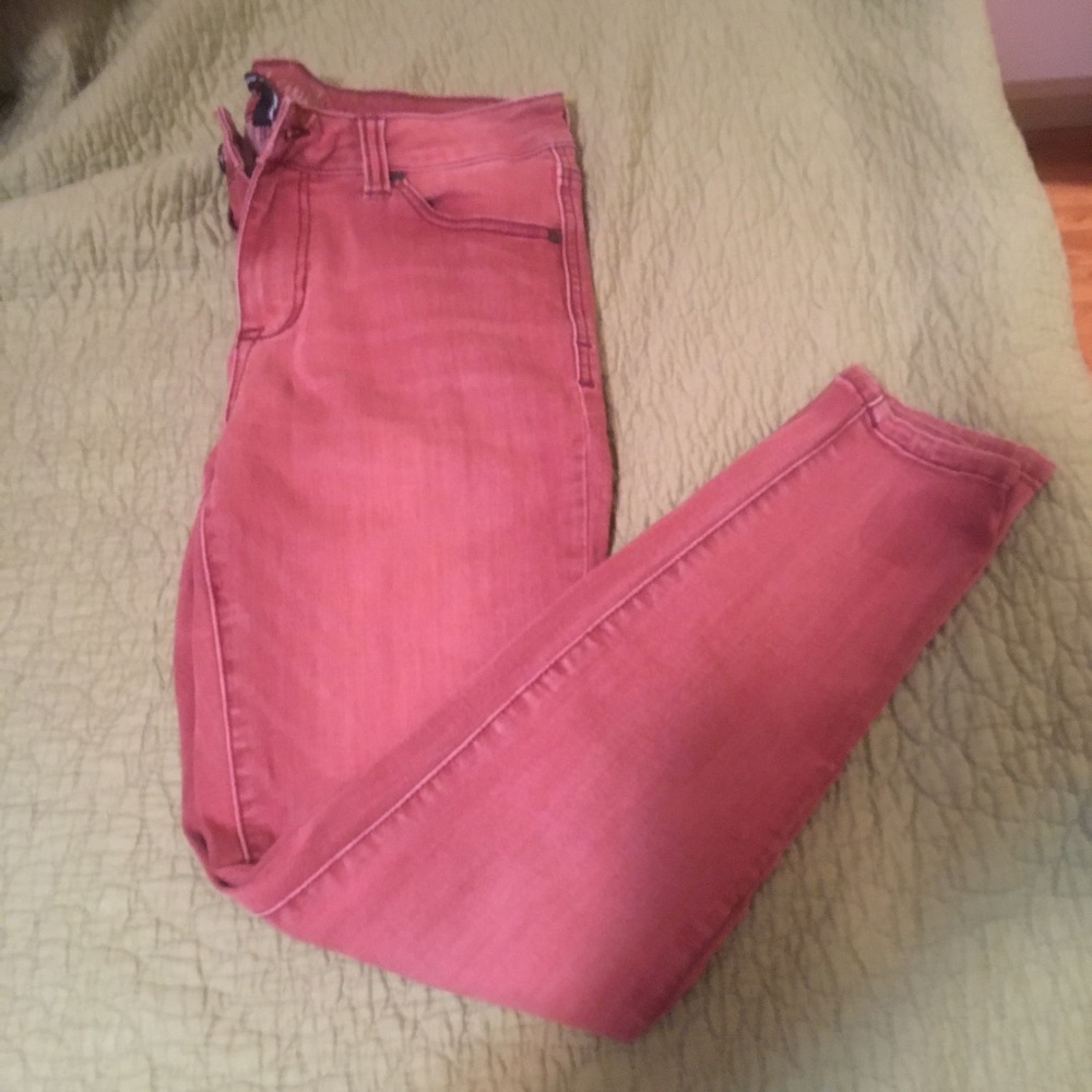 Pink Celebrity Jeggings